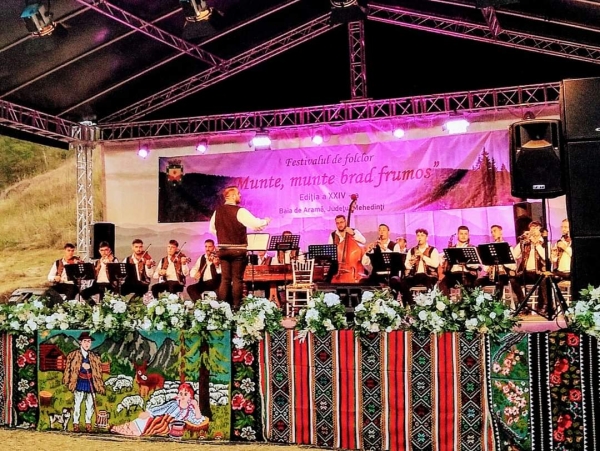Festivalul Național de Folclor &quot;Munte, Munte, Brad Frumos &quot;  Ediția a  XXV-a, 9-11 august 2024